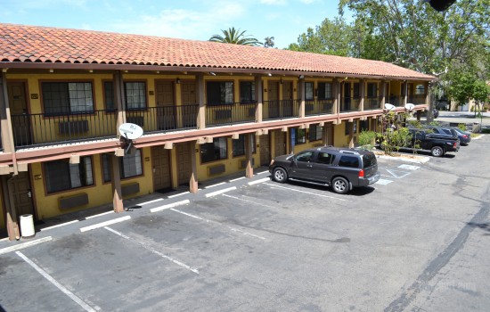 Valley Inn San Jose - Outdoor Parking