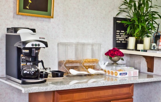 Valley Inn - Free Continental Breakfast